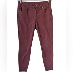 Kuhl Women's Burgundy Skinny Pants Size 8
Hiking Outdoor Jeans Adventure